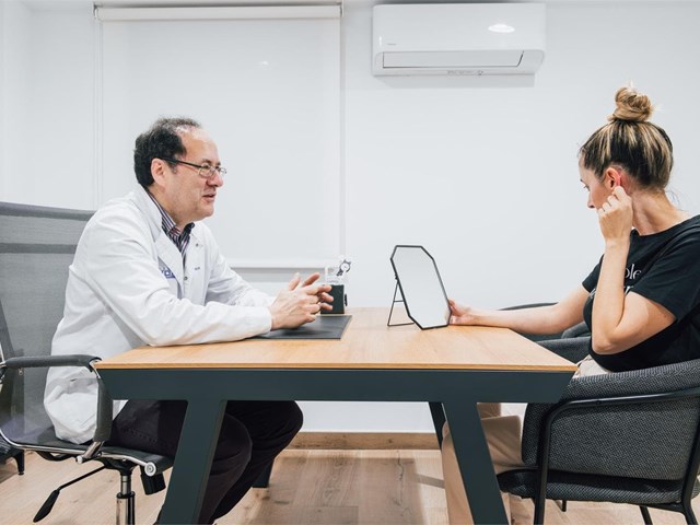 5 cosas que debes preguntarle a tu cirujano antes de cualquier cirugía estética