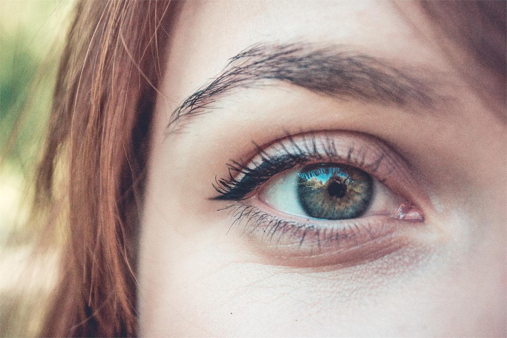 ¿En qué consiste el lifting de cejas?